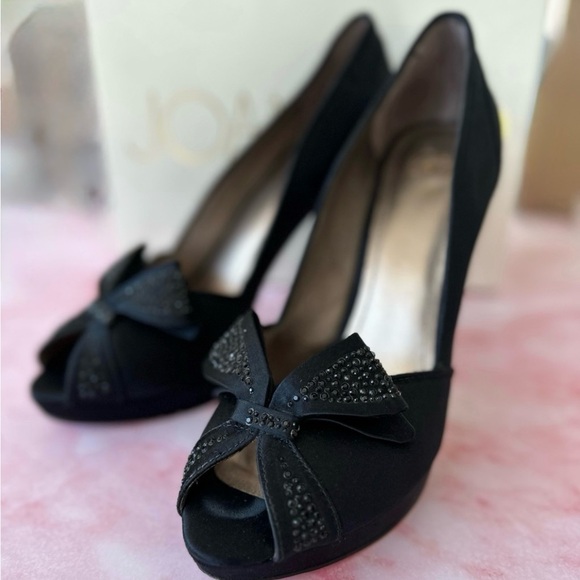 Joan & David Daparris Peep Toe Heel Pump Black Satin 9.5 - Picture 6 of 11